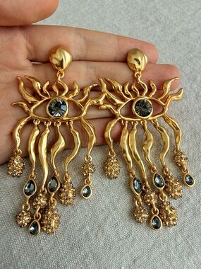 👁️SCHIAPARELLI Gold Eye Statement Drop Earrings - Bold Sunburst Design✨